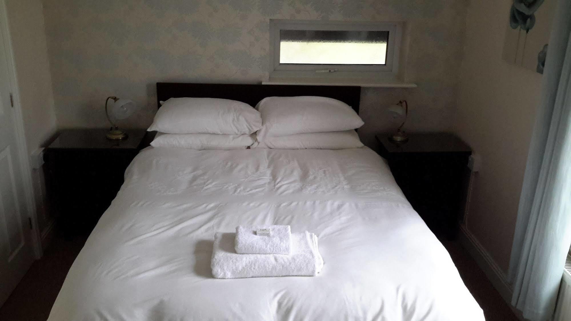 Bed and Breakfast The School House Warrington  Esterno foto