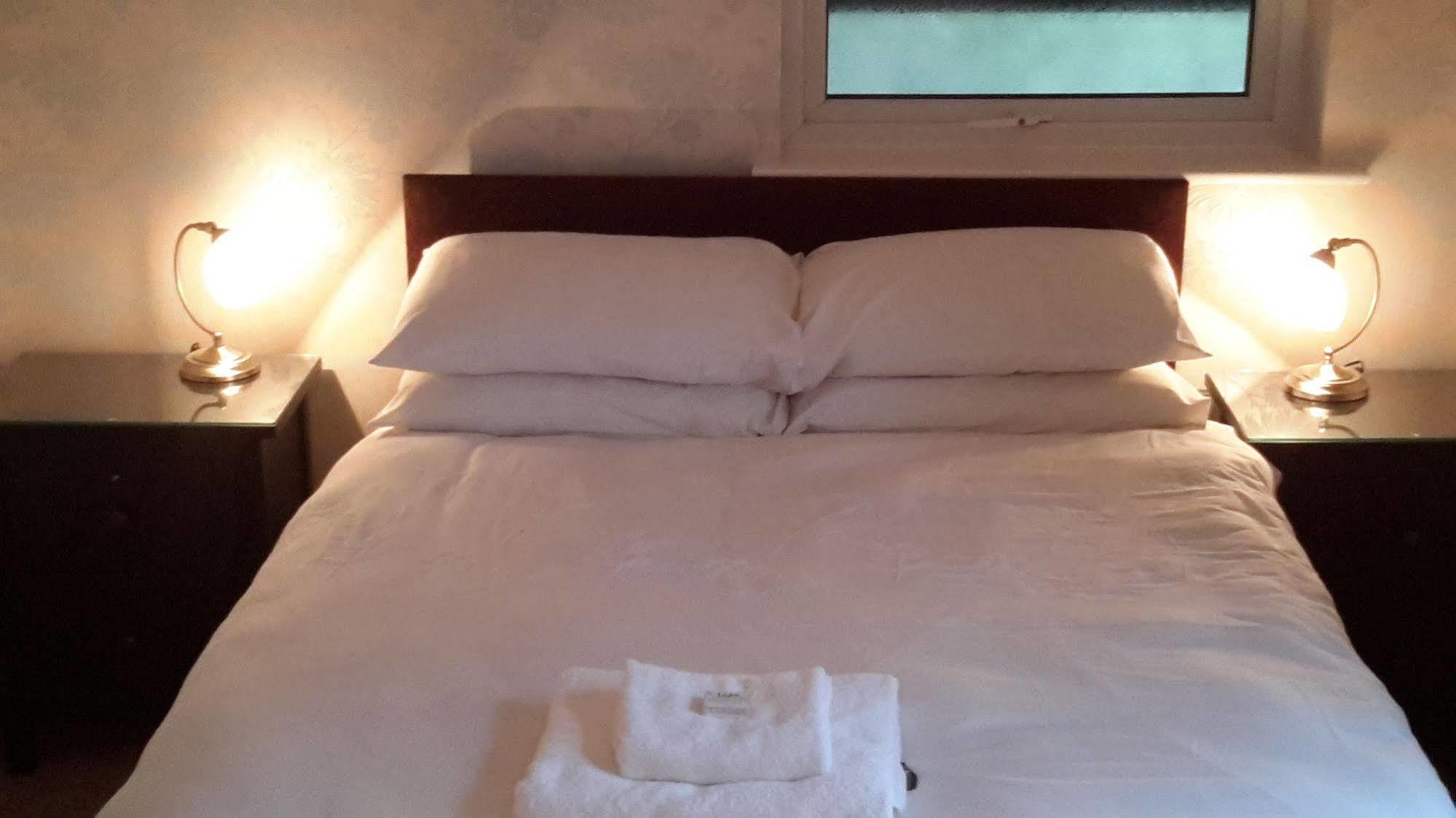 Bed and Breakfast The School House Warrington  Esterno foto