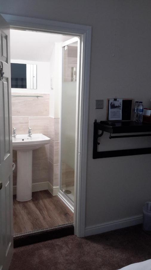 Bed and Breakfast The School House Warrington  Esterno foto